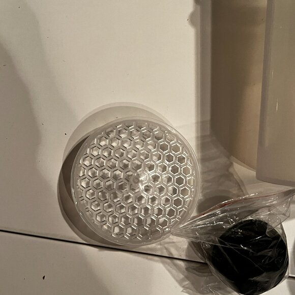 Blue‎ Peak Shaker Bottle - Picture 4 of 9